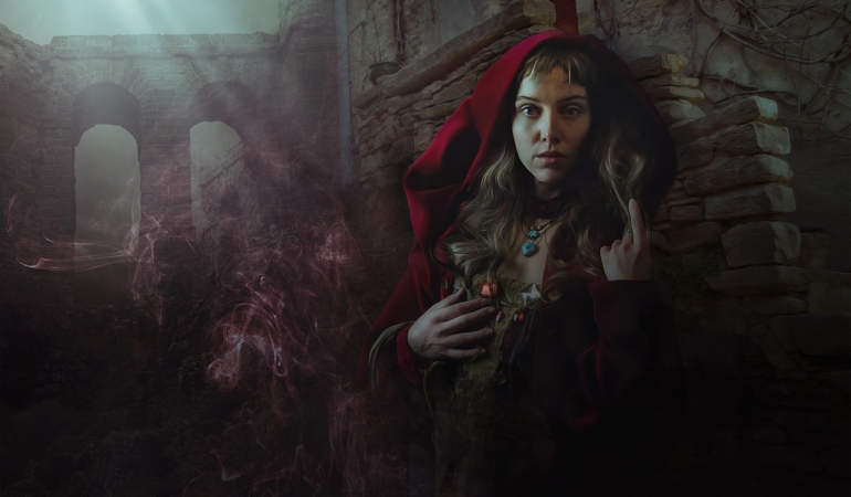 Kedilerin Göğsündeki Sır: Tarihsel Efsaneler